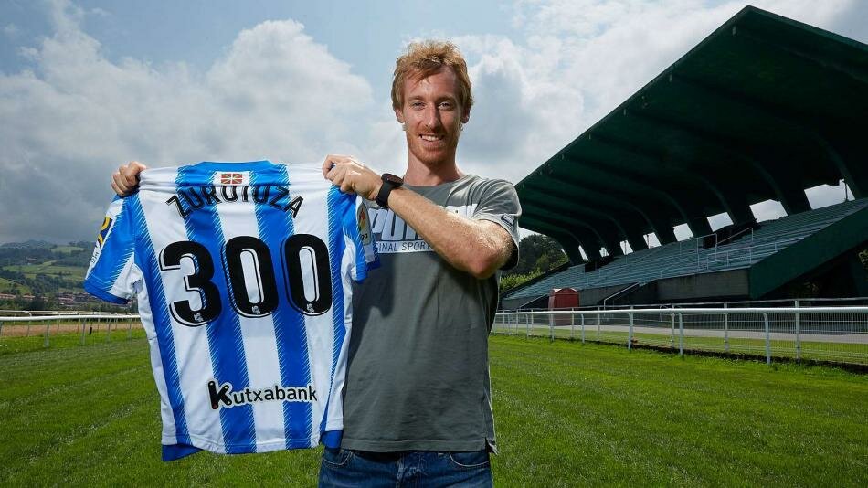 David Zurutuza (Real Sociedad)
14 yıl 9 ay 25 gündür takımda.