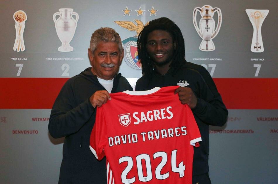 DAVID TAVARES: Benfica'nın futbolcusu/Hastalığı devam ediyor
