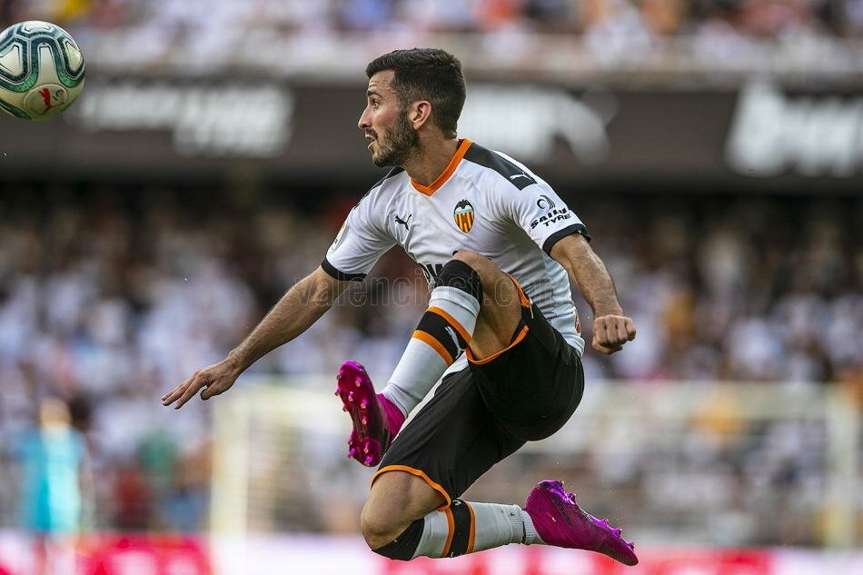 JOSE GAYA: Valencia'nın futbolcusu/İyileşti
