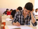 Suriye'de okullara giriş sınavları yapılıyor
