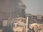Çanakkale'de şehir merkezindeki yangın korkuttu Çanakkale'de şehir merkezindeki yangın korkuttu