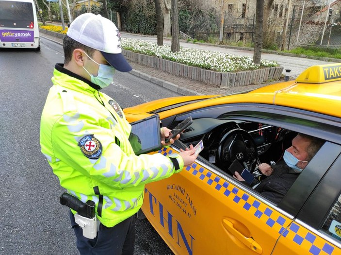 İstanbul da toplu taşıma araçlarında koronavirüs denetimi En Son Haber