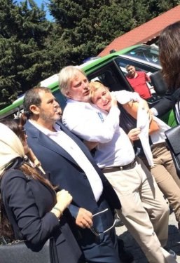 Ali Şen torununu gözyaşlarıyla uğurladı