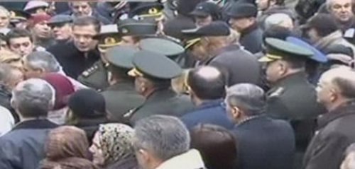 Paşa’nın annesi tutuklama haberine dayanamadı