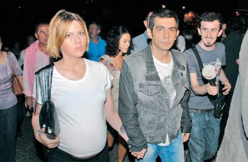 Okan Bayülgen’in kızı İstanbul büyüdü 