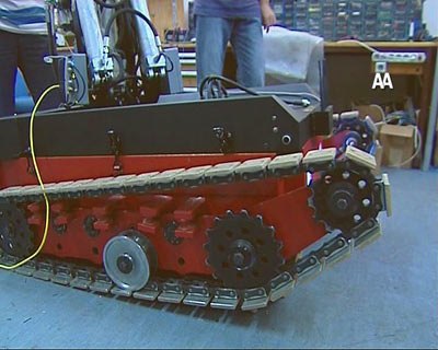 Yerli yangın söndürme robotu