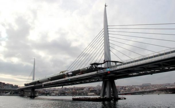 Haliç Metro Geçiş Köprüsü açıldı