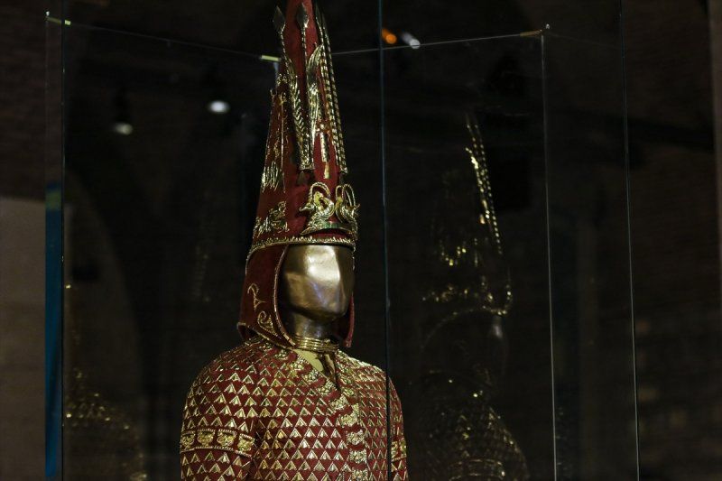 2500 yıllık 'Altın Elbiseli Adam' Türkiye'de sergileniyor