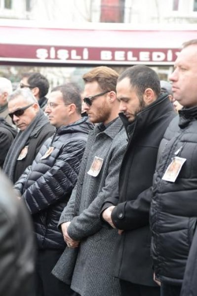 Oyuncu Kerem Bürsin'in acı günü