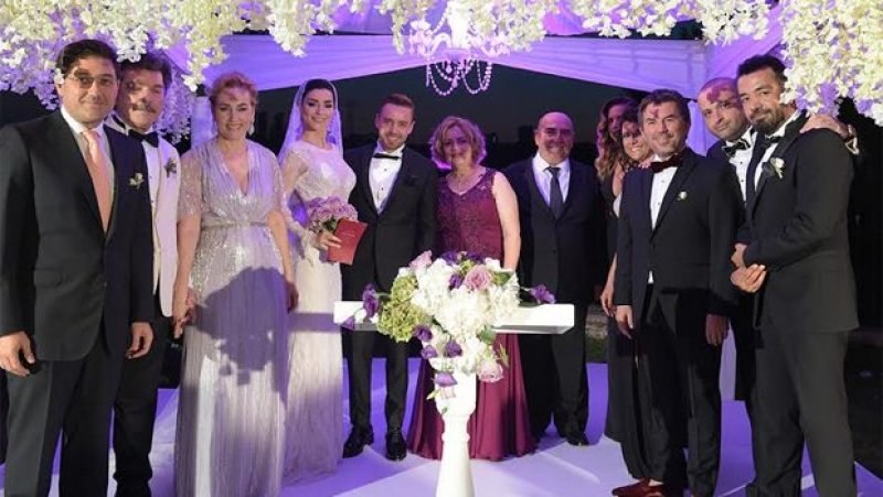 Murat Dalkılıç ile Merve Boluğur evlendi