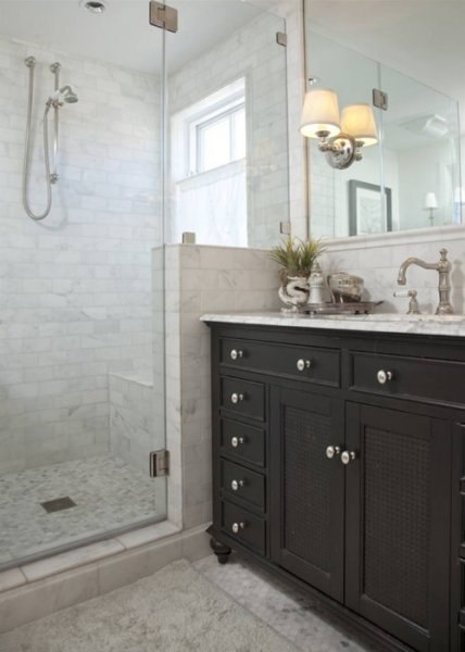 Modern banyo dekorasyonu için farklı öneriler