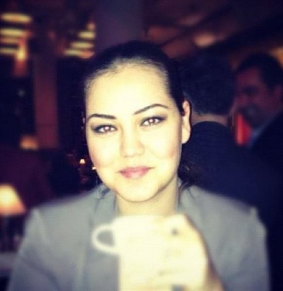 Fahriye Evcen ablası Ayşen Evcen'in fotoğrafını paylaştı Ensonhaber