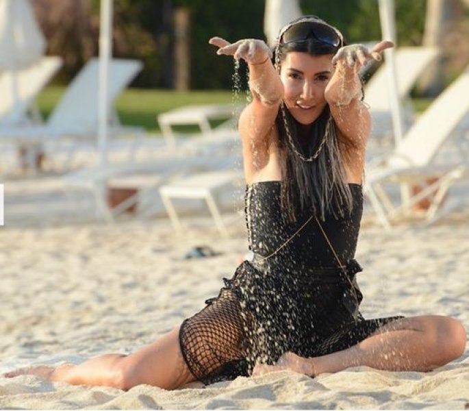 Hande Yener'den seksi klip