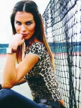 Ebru Şallı
