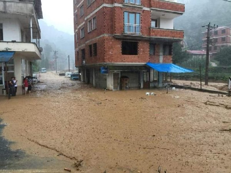 Rize'deki sel felaketinden görüntüler