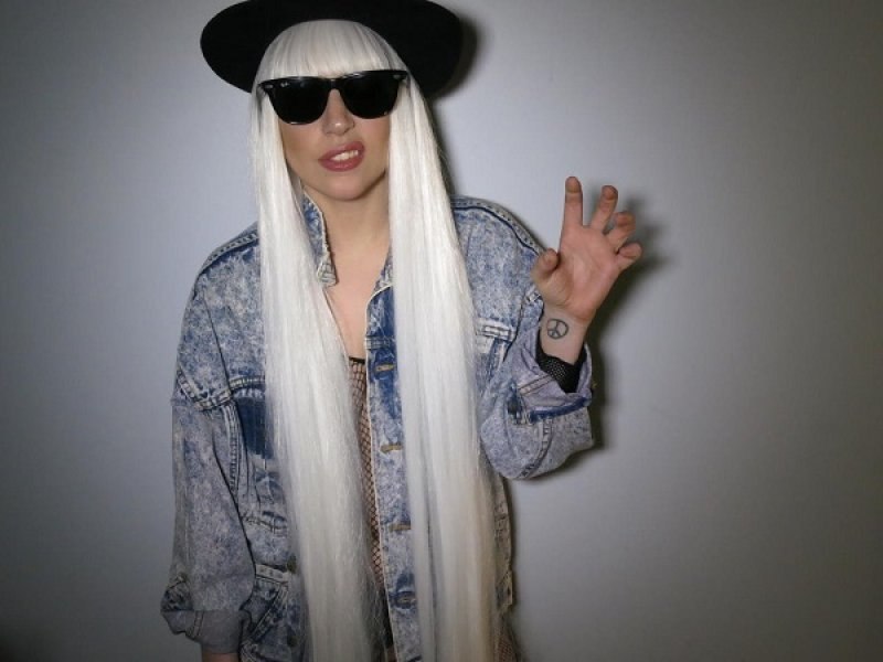 Lady Gaga hamama gitmek istiyor