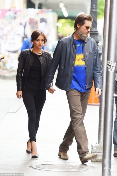 Jim Carrey'nin eski sevgilisi intihar etti 