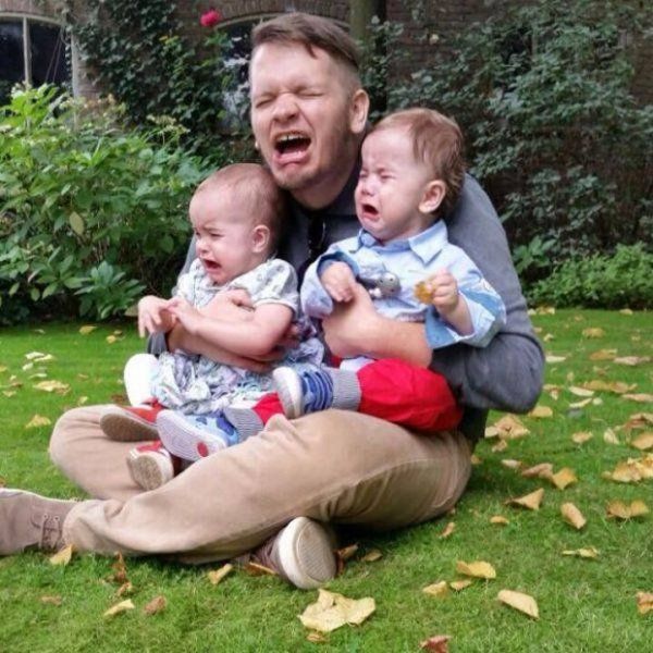 En güzel ikiz bebek fotoğrafları 