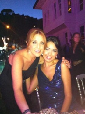 Ebru Akel evlendi