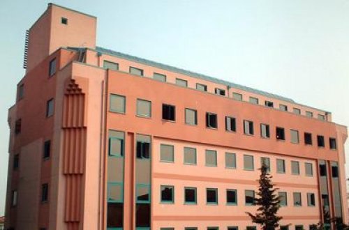 Vakıf Üniversiteleri'nin 2011-2012 yılı dudak uçuklatan fiyatları