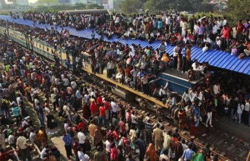 Bangladeş'te şaşırtan görüntü