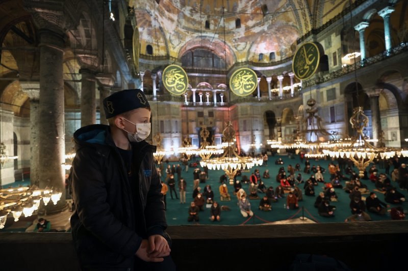 Ayasofya-i Kebir Cami-i Şerifi'nde Mirac gecesi idrak edildi