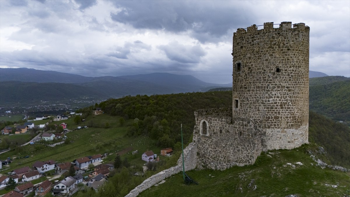 Orta Çağ’dan günümüze uzanan bir miras: Sokolac Kalesi