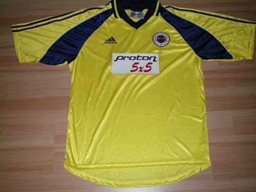 Eski Fenerbahçe formalarını hatırlayalım