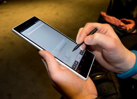 Büyük ekranlı akıllı telefonlar