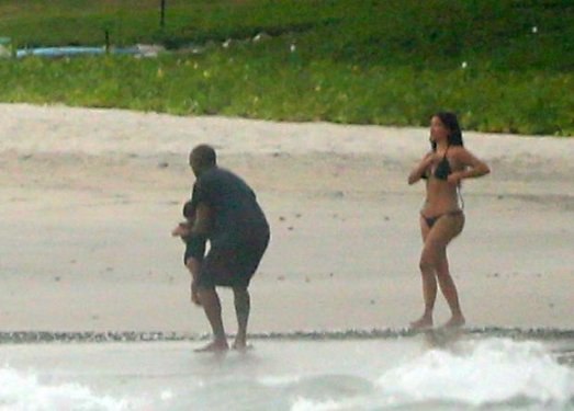 Kim Kardashian aile tatiline devam ediyor 