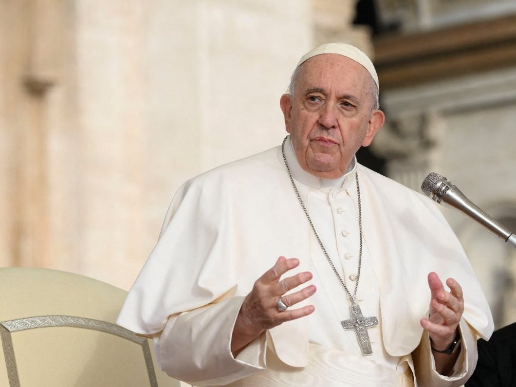 Papa Francis, rahip ve rahibeleri porno konusunda uyardı