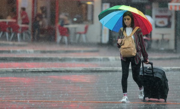 Bursa'da sağanak zor anlar yaşattı