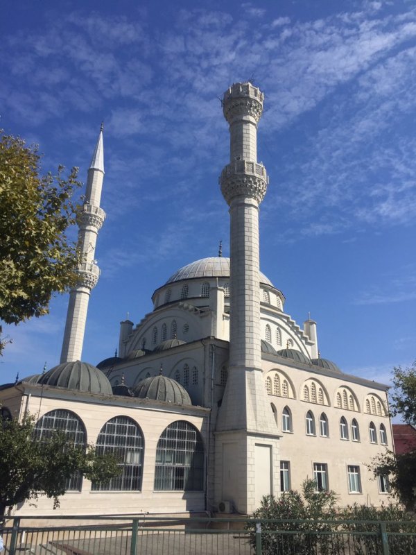 İstanbul'daki depremde Avcılar'da minare yıkıldı
