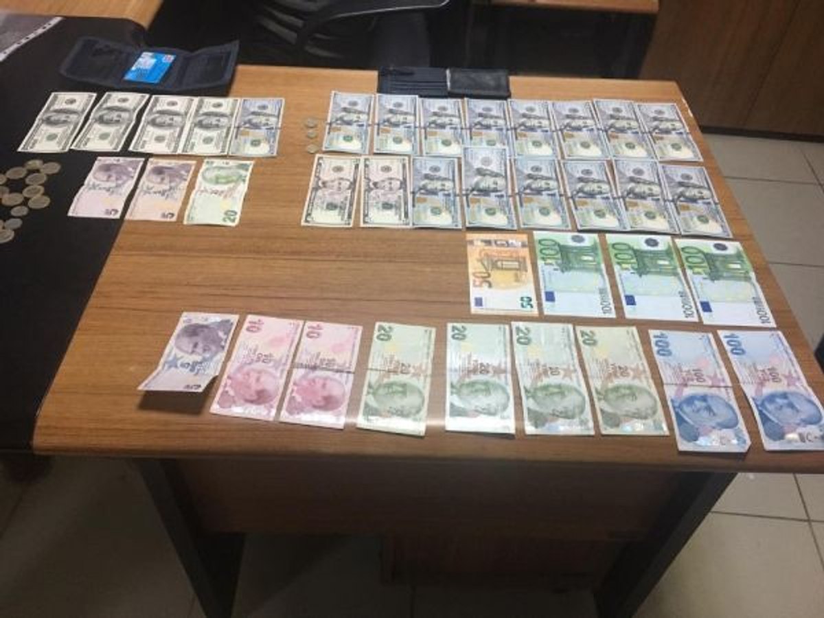 FETÖ’nün hücre evinden kaçmak için balkondan ip sarkıtmış