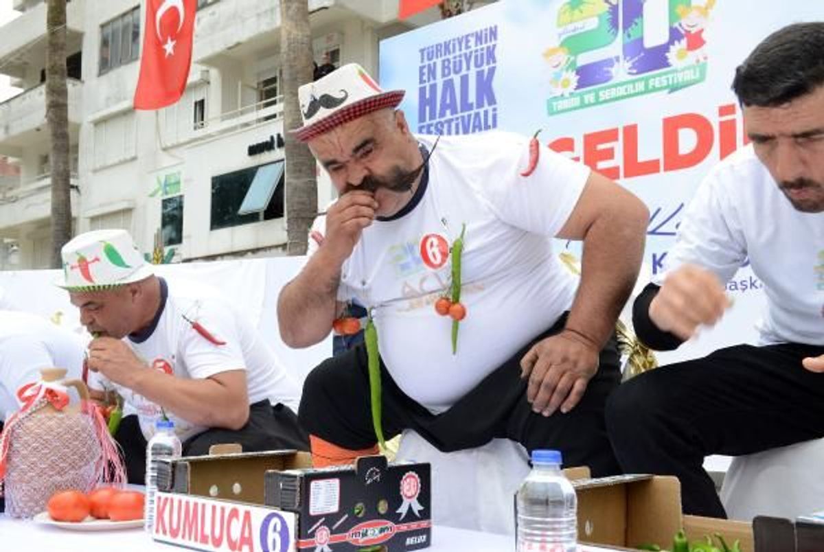 Antalya'da acı biber yarışması