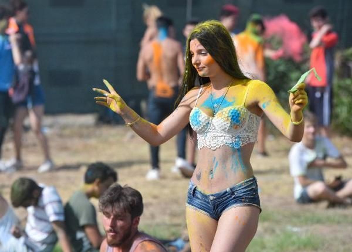 Antalya'da renkli festival