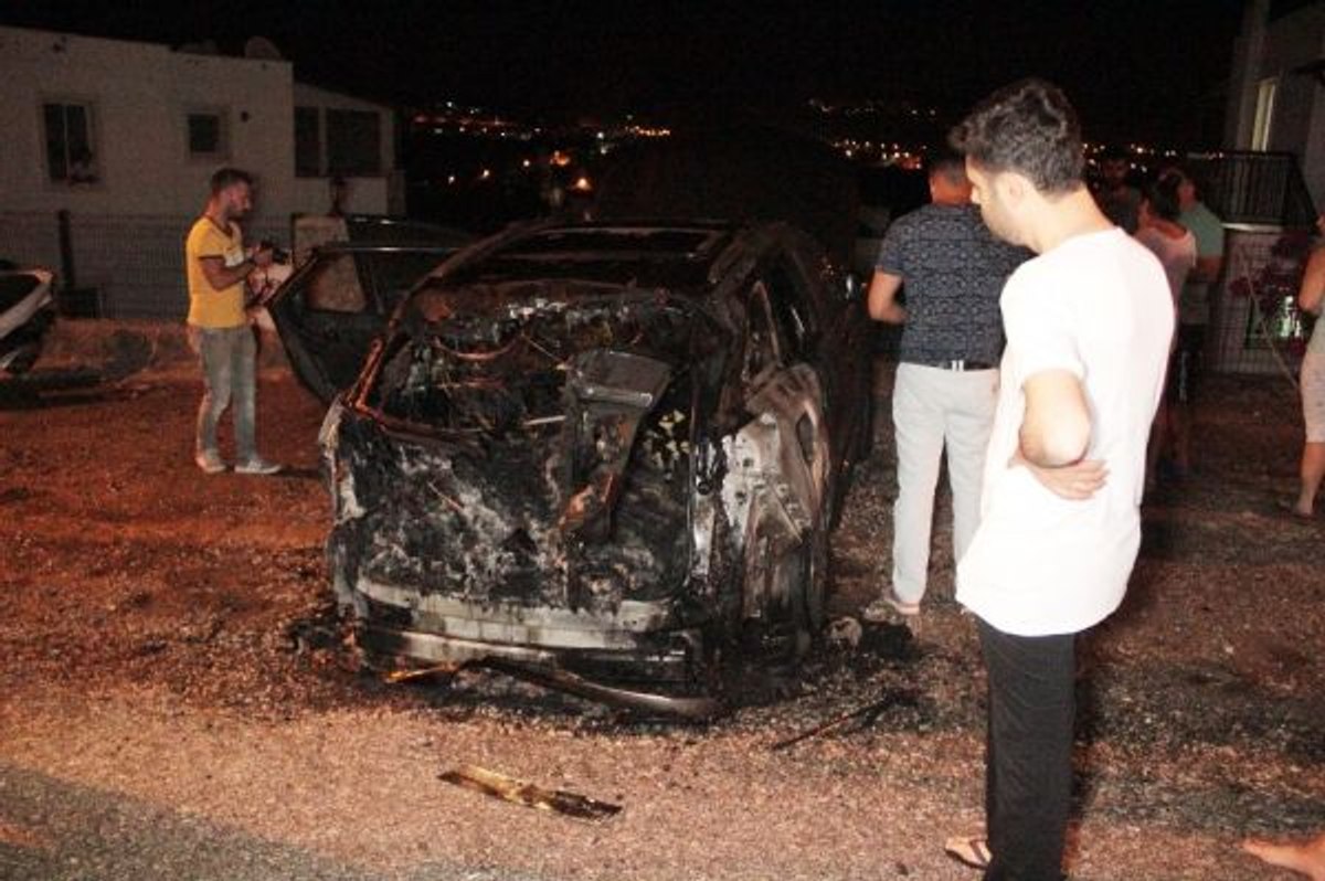 Bodrum’da lüks cipi havlu ile tutuşturdular