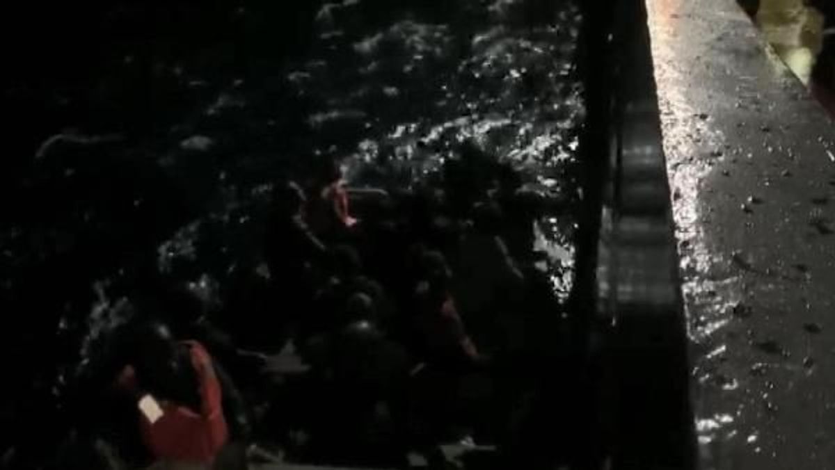 İspanya açıklarında mültecilerin imdadına Türk denizciler yetişti