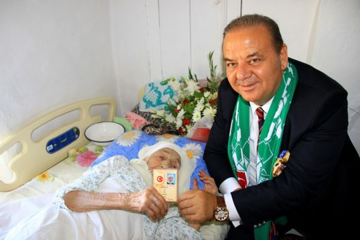 1907 doğumlu en yaşlı insan yaşamını yitirdi