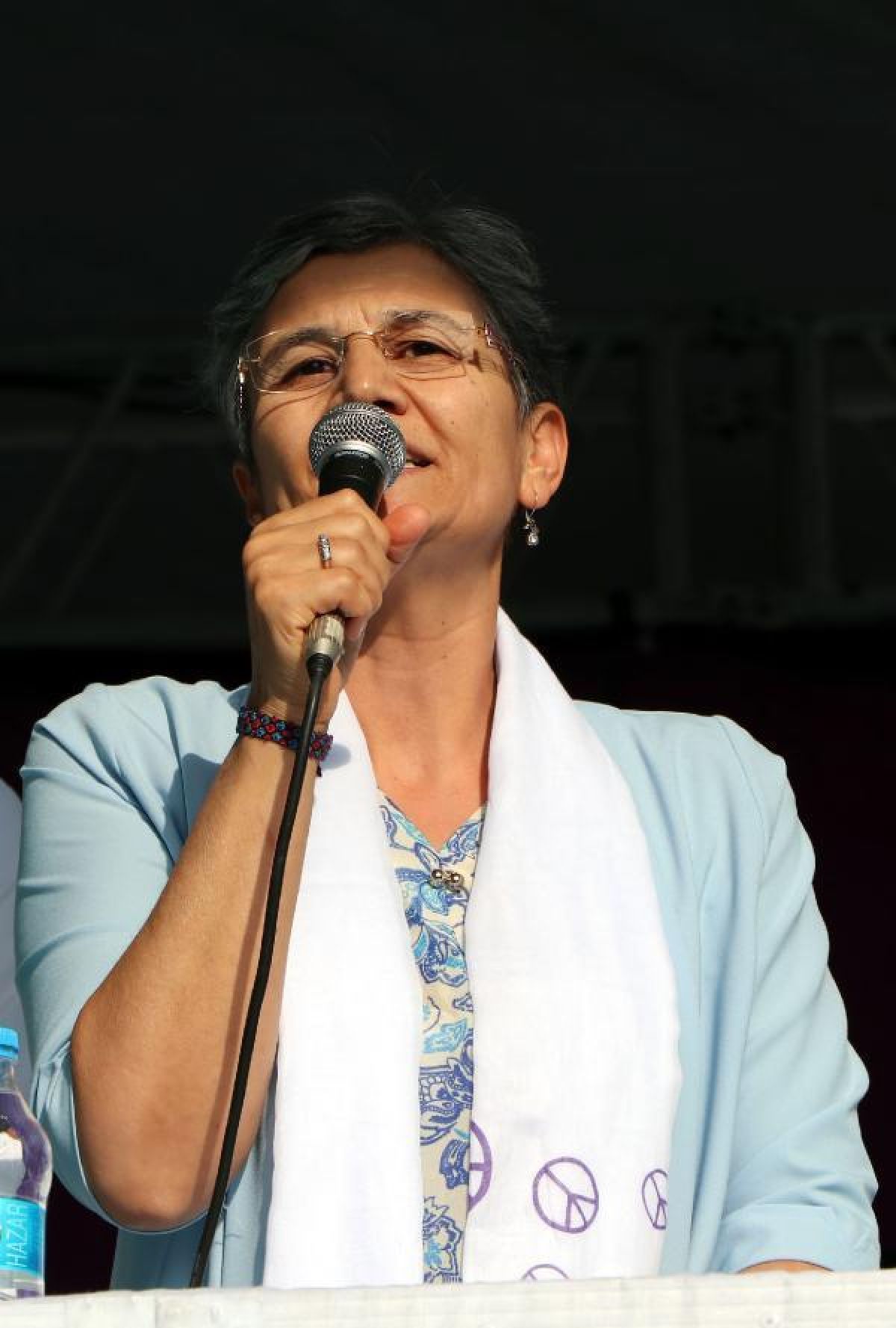 Tutuklanan HDP'li Leyla Güven, tahliye edildi