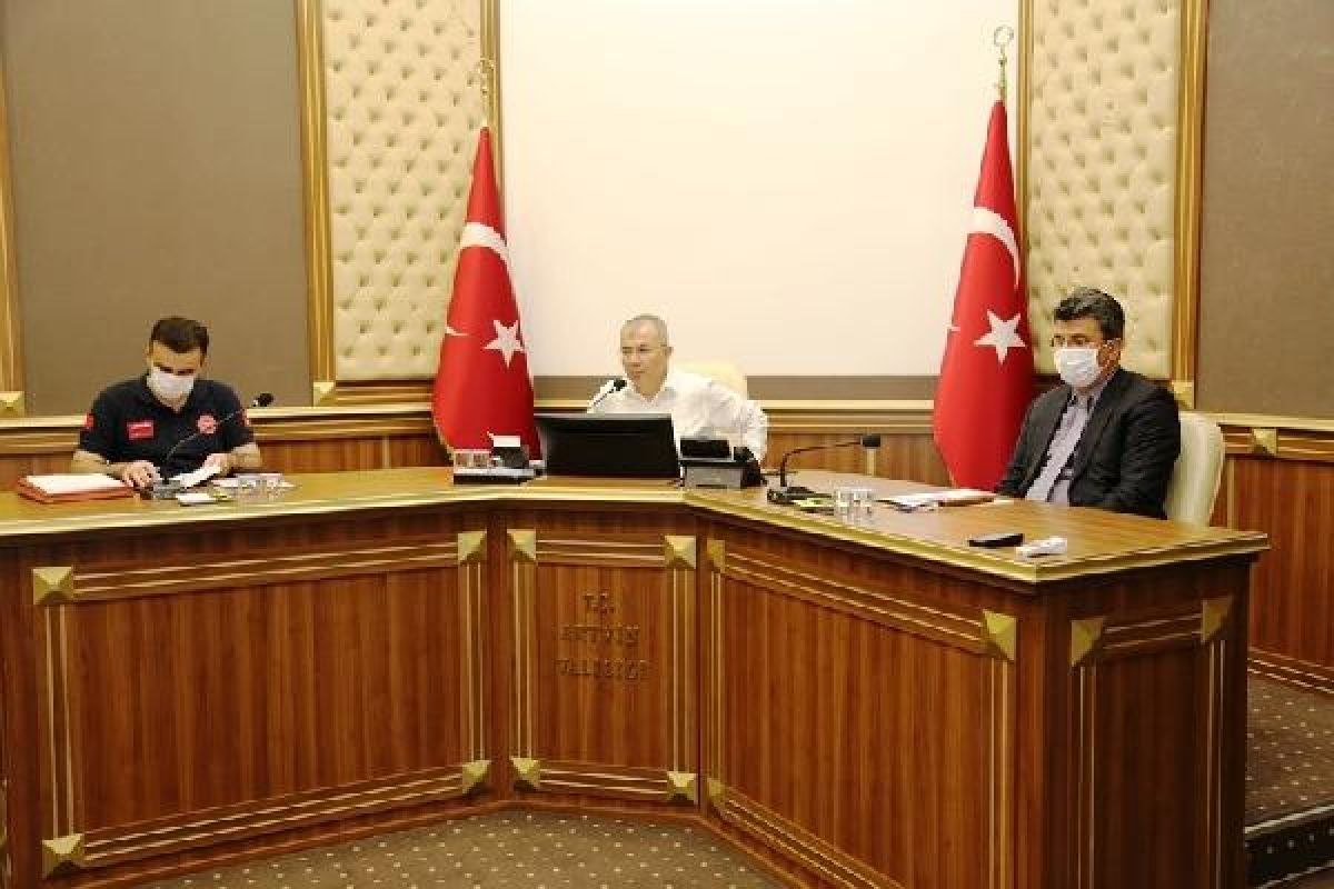Artvin'de döner partisi, korona vakalarını artırdı