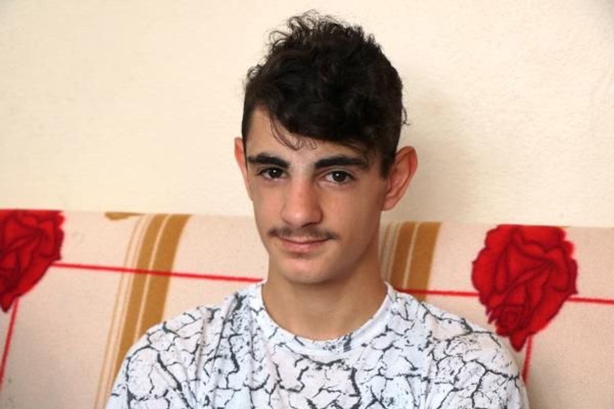 SLE hastası Savaş, evden çıkamıyor