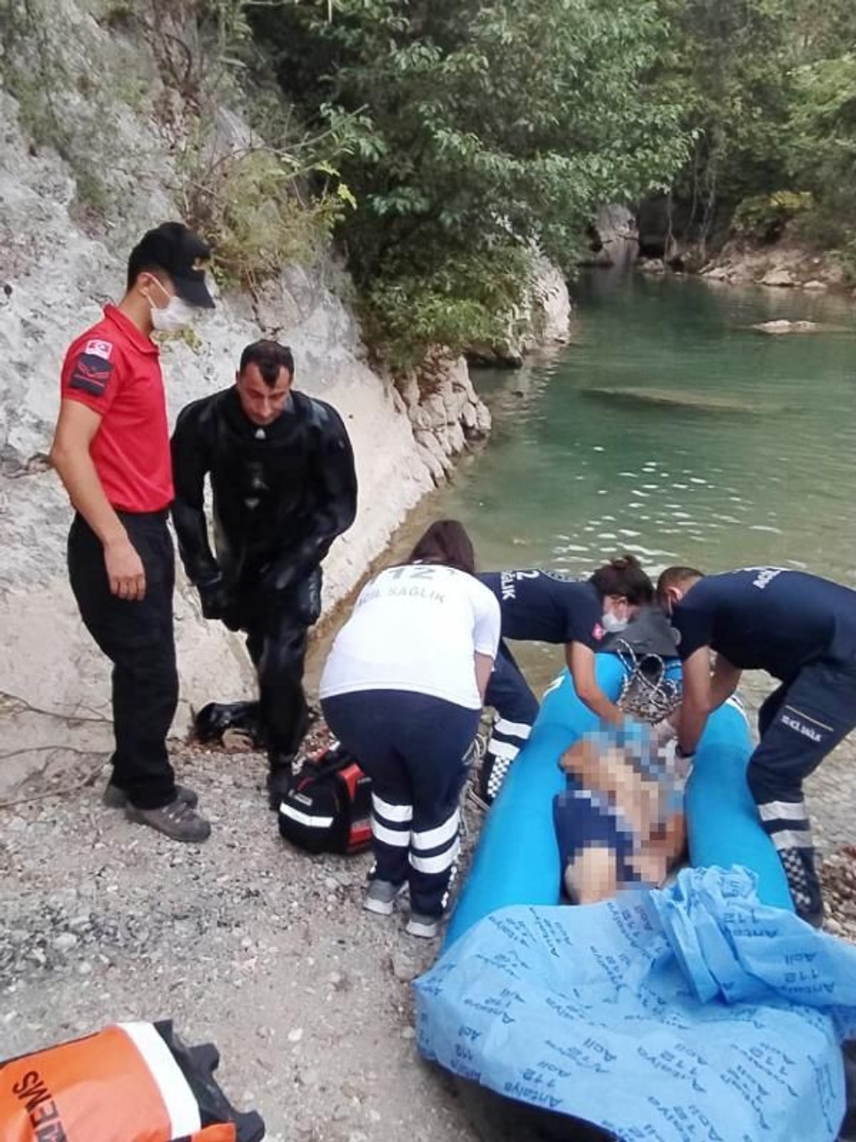 Antalya'da kanyona giren genç, hayatını kaybetti
