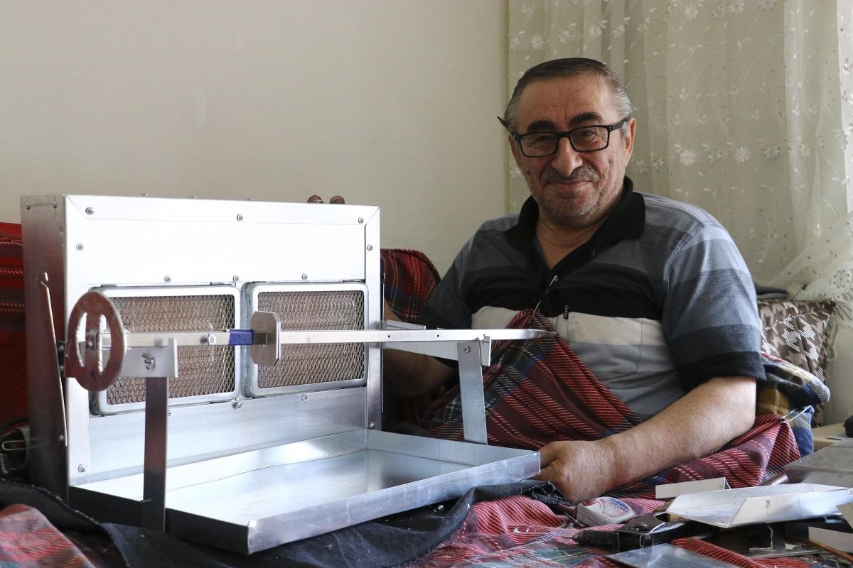 Ankara'da engelli alüminyum ustasının hayat mücadelesi