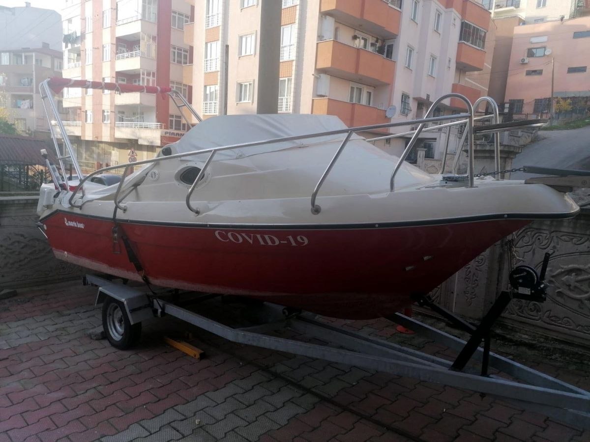 Kocaeli'deki tekneye 'Covid-19' ismi verildi