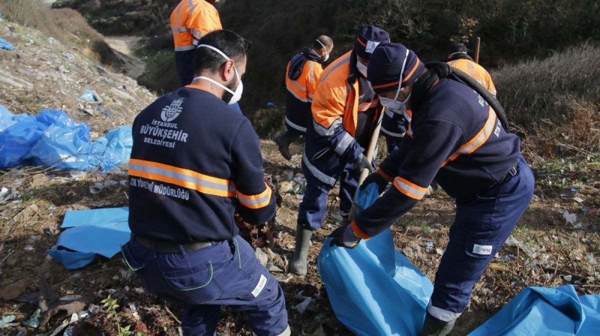 İstanbul'daki çöp dağı temizlendi