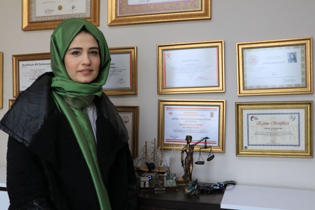 Şanlıurfa'daki anne, çocuğuna kendi soyadını vererek ilke imza attı