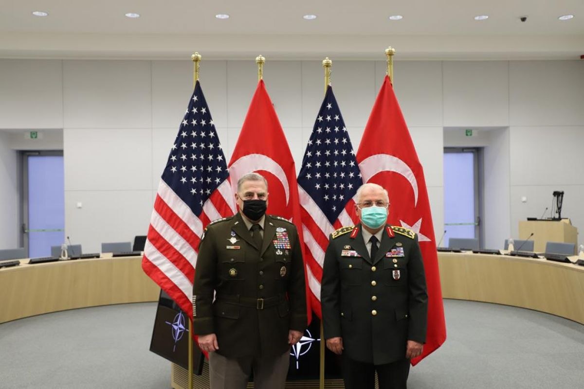 Yaşar Güler, ABD'li mevkidaşı Mark Milley ile görüştü 
