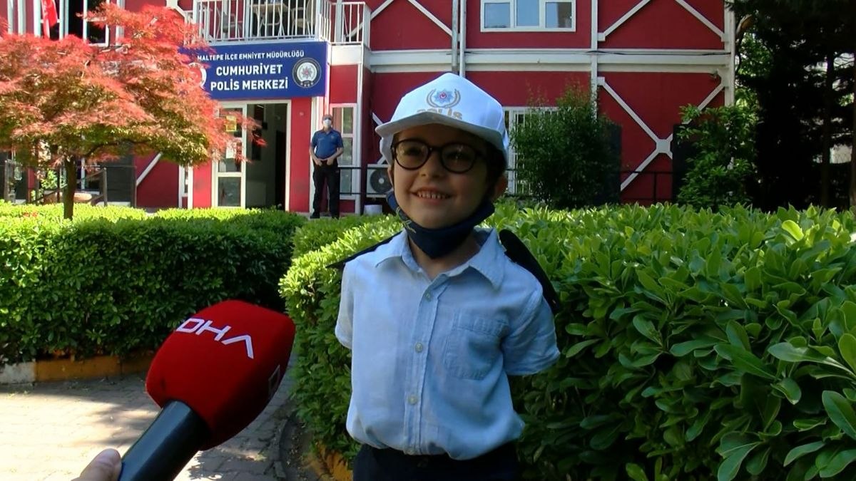 Maltepe'de minik Oğuzhan'a Emniyet tarafından doğum günü sürprizi yapıldı