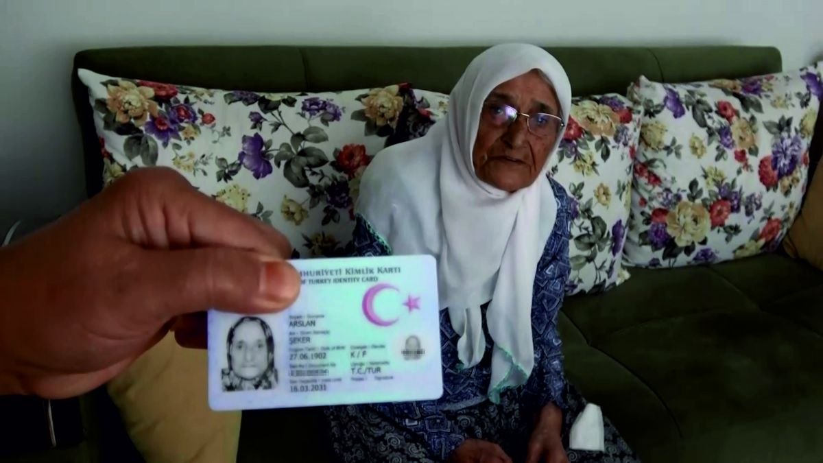 Amasya'da yaşayan Şeker nine, 119 yaşına girdi